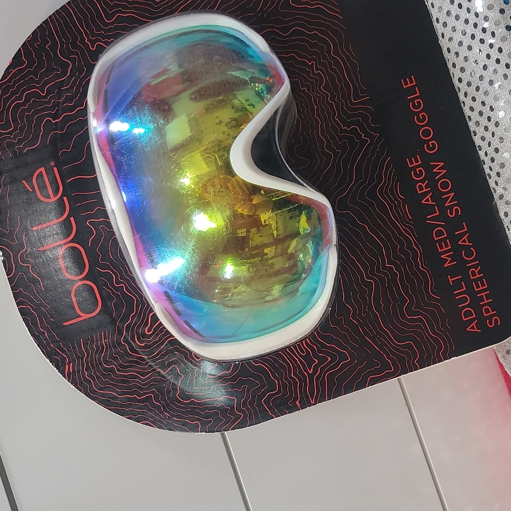 Unisex NEW IN Box Bolle Adult Med/Large Spherical ski Snow Goggle
